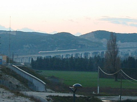 arq03.jpg (25296 octets)